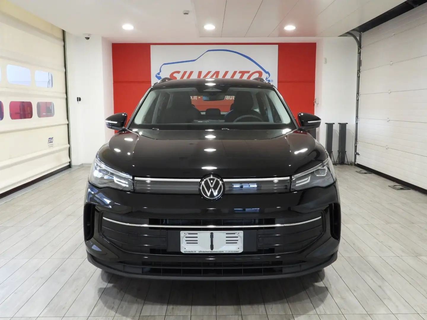 Volkswagen Tiguan 1.5 ACT LIFE DSG 130CV MY 25 – NUOVO MODELLO Grigio - 2