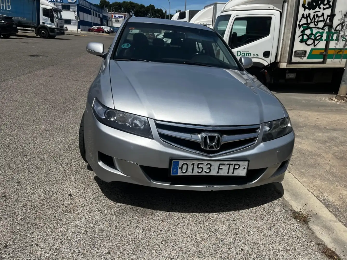 Honda Accord 2.0i-VTEC Sport Gris - 2