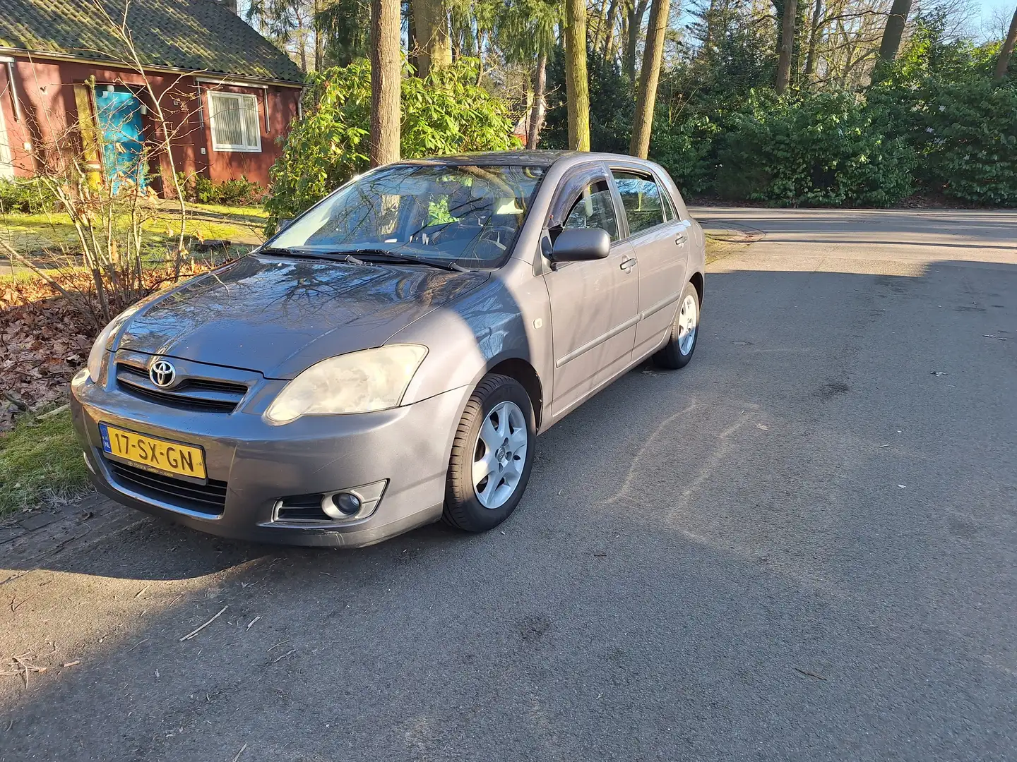 Toyota Corolla Linea Sol 1.6 Vvti 5drs Automaat Grijs - 1