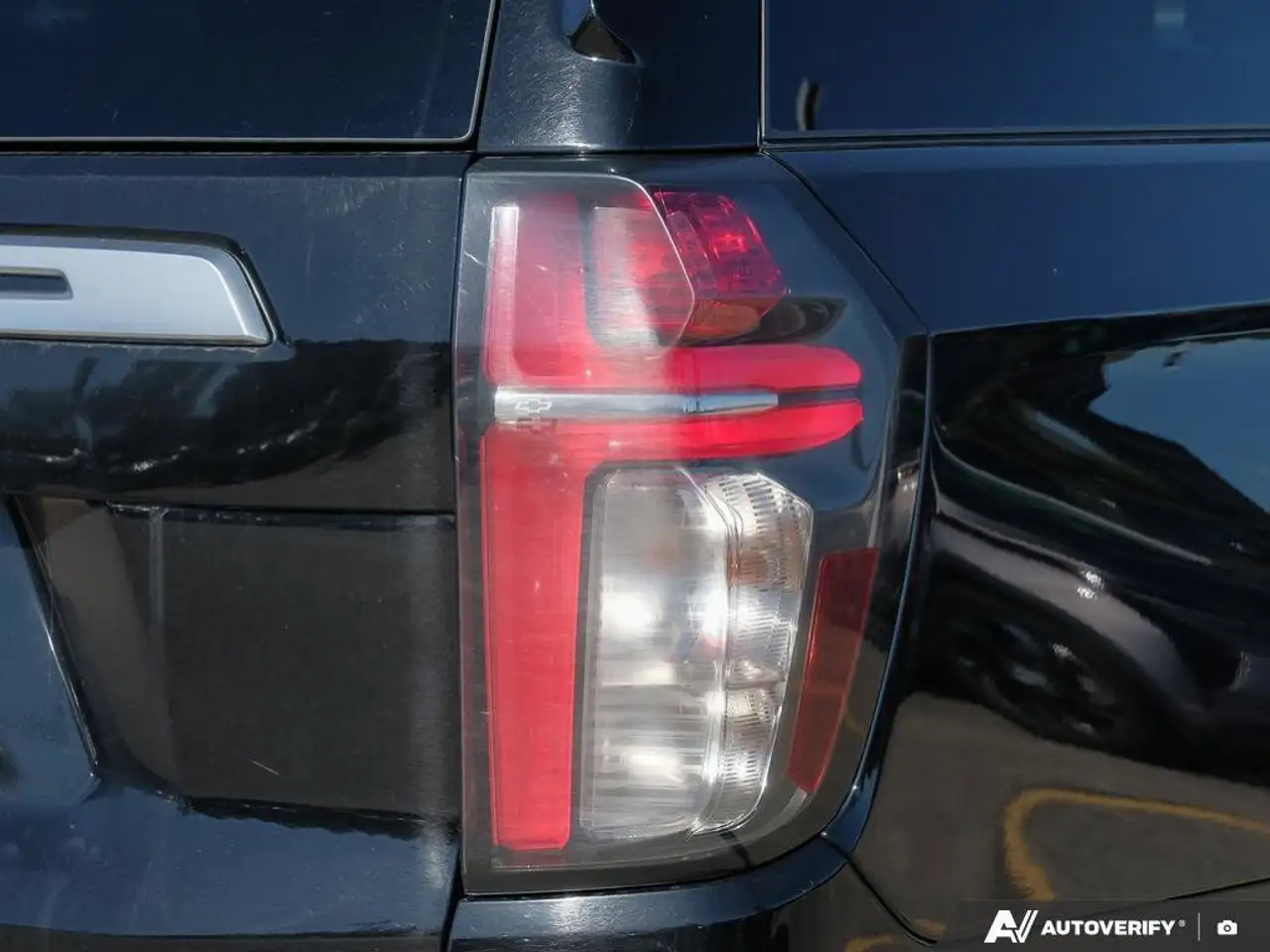 Chevrolet Suburban снимка Chevrolet Suburban