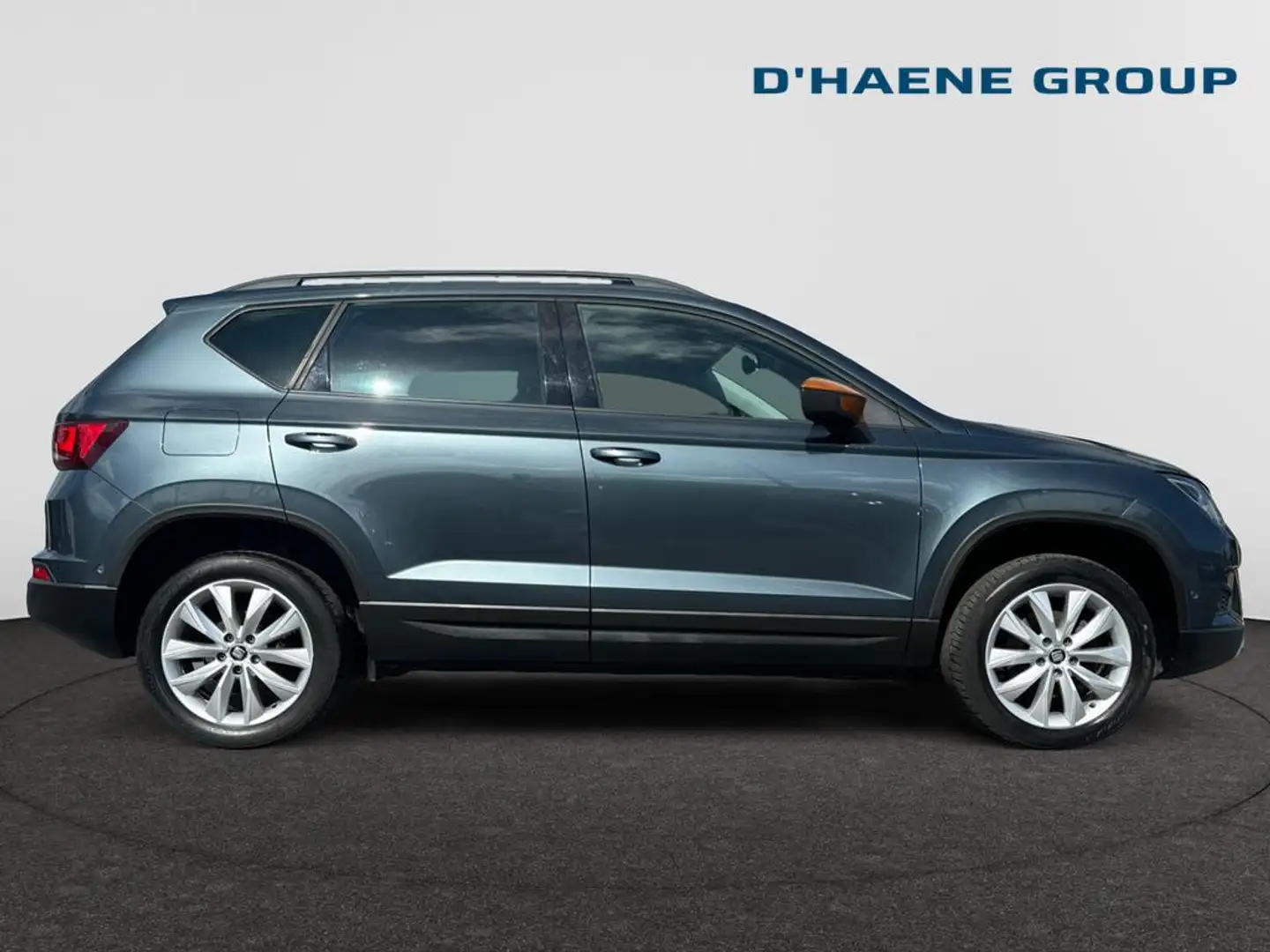 SEAT Ateca 1.6 tdi style DSG Gris - 1