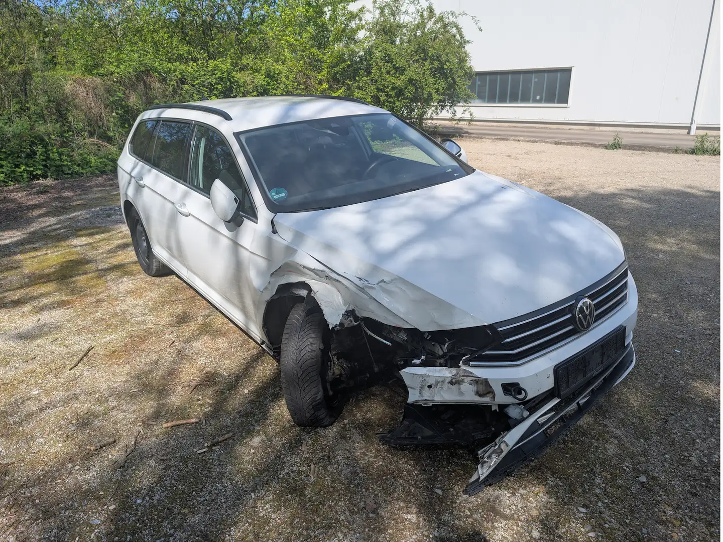 Volkswagen Passat Variant Business *AIRBAGS ZU*MOTOR LÄUFT* Weiß - 2