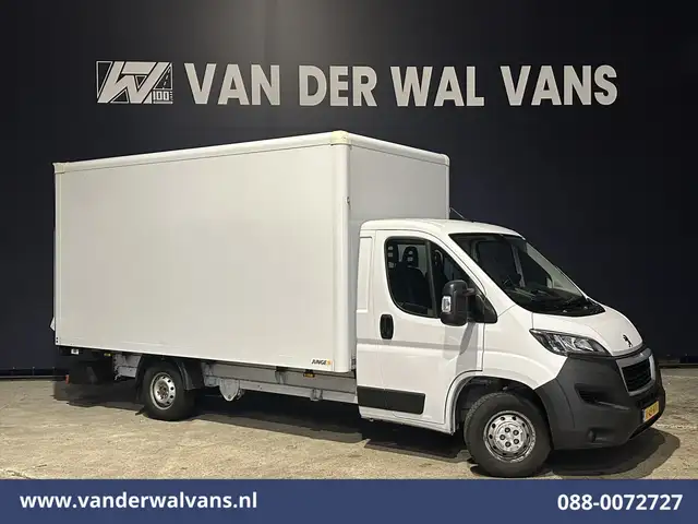 Peugeot Boxer 2.2 BlueHDi 141pk Bakwagen 436cm Lang Laadklep Eur