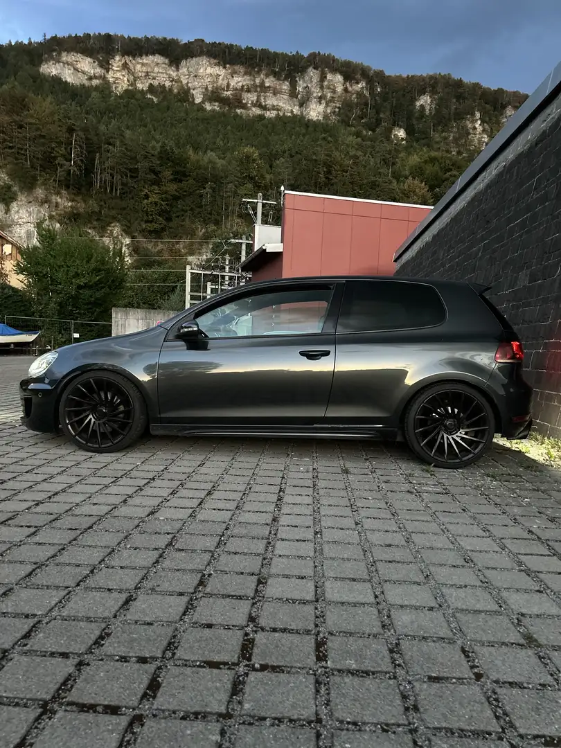 Volkswagen Golf GTI 2,0 DSG - 1