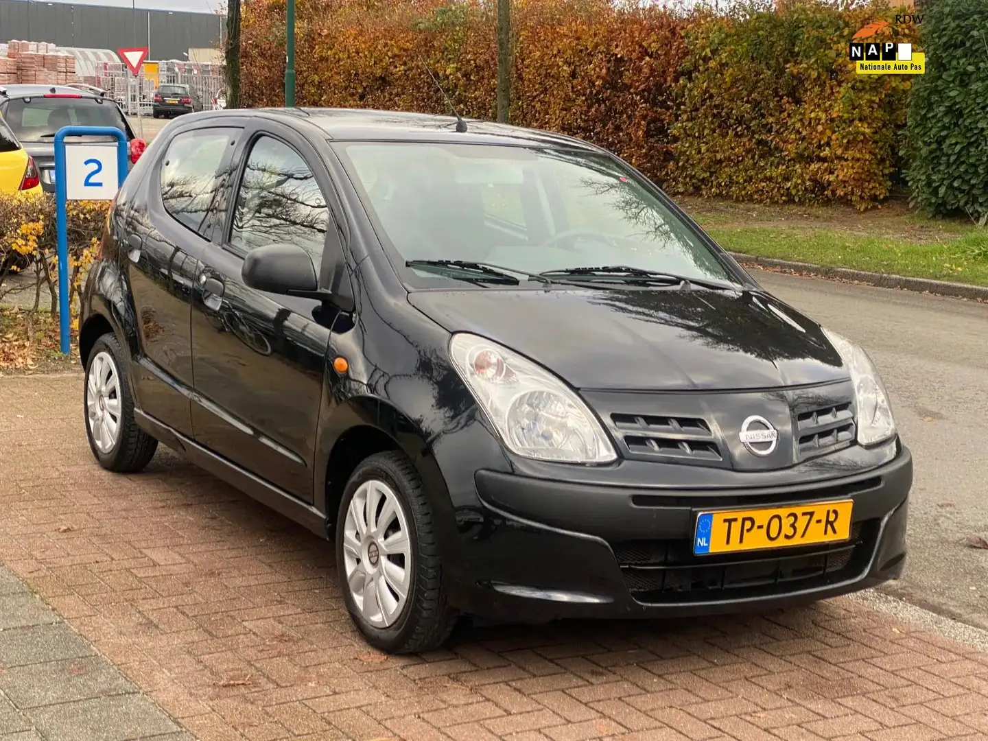 Nissan Pixo 1.0 Acenta *5Drs|61.377KM! Zwart - 1