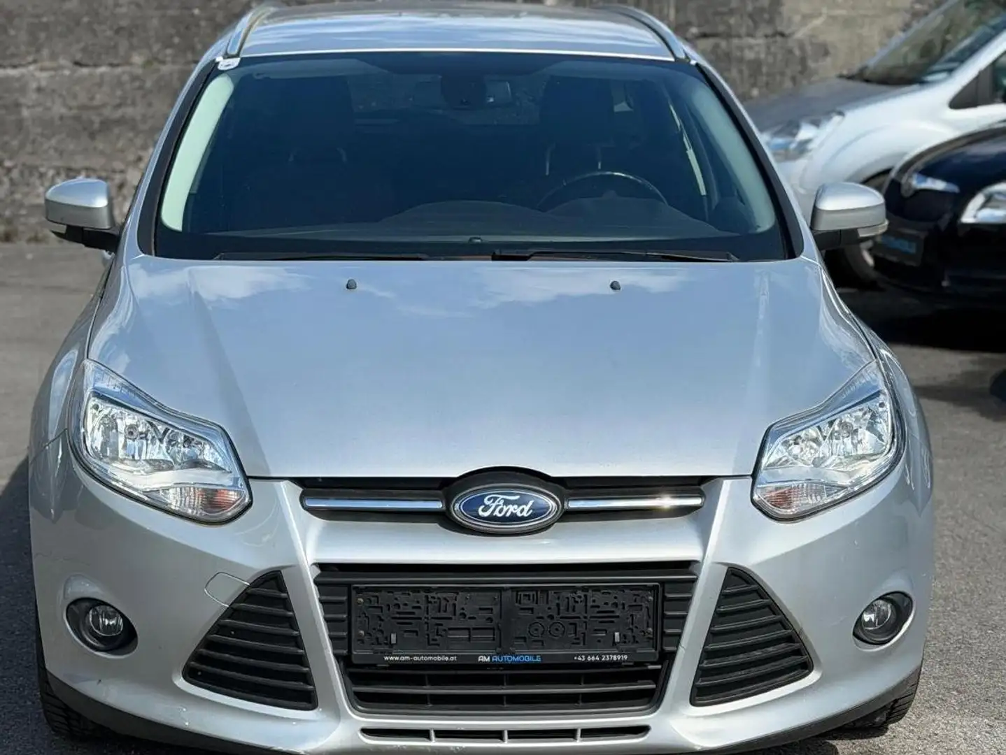 Ford Focus Sync Edition Silber - 2