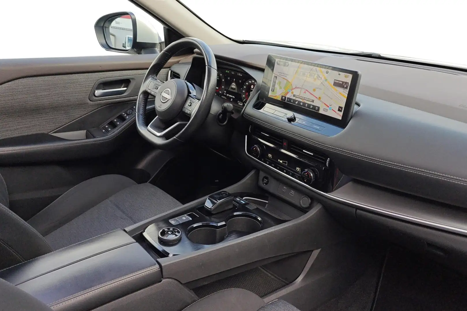 Nissan X-Trail e-POWER e-4ORCE 4WD N-Connecta 7pl. + Pano - incl Blanc - 2