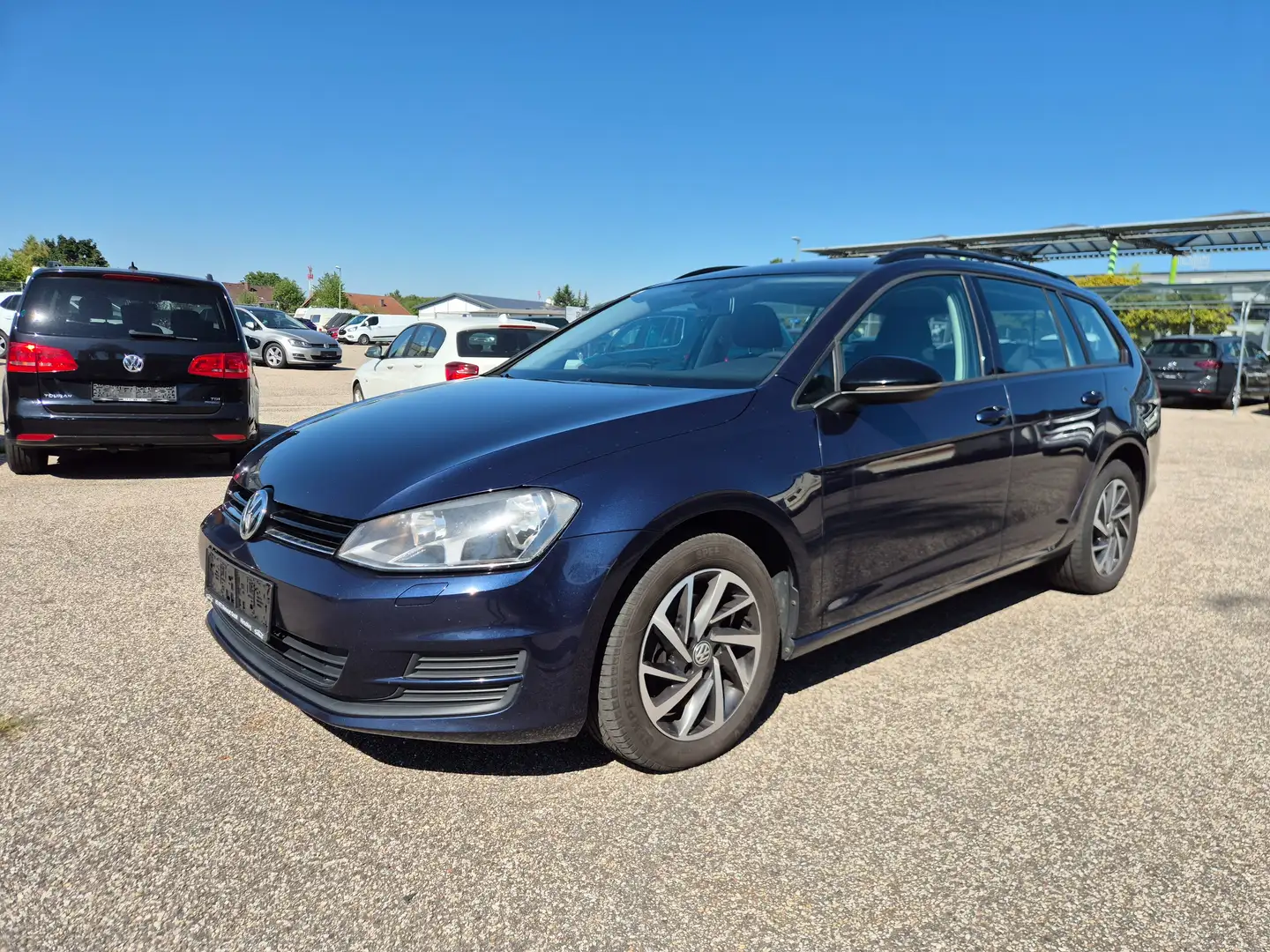 Volkswagen Golf Variant Golf Variant BMT 1,6 TDI Blau - 1