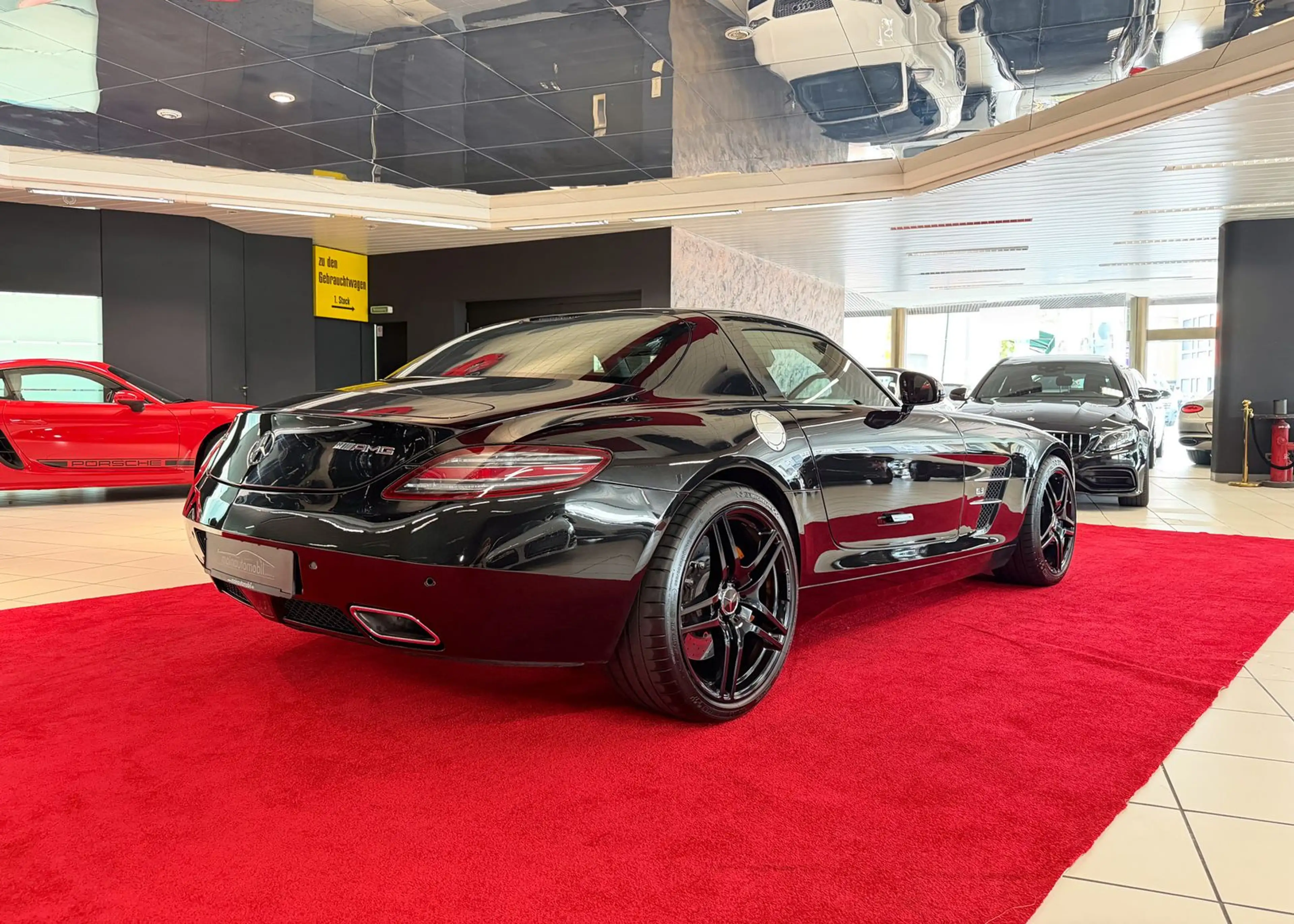 Mercedes-Benz SLS Coupe deutsche EZ Bang&Olufsen Keramik — photo 13