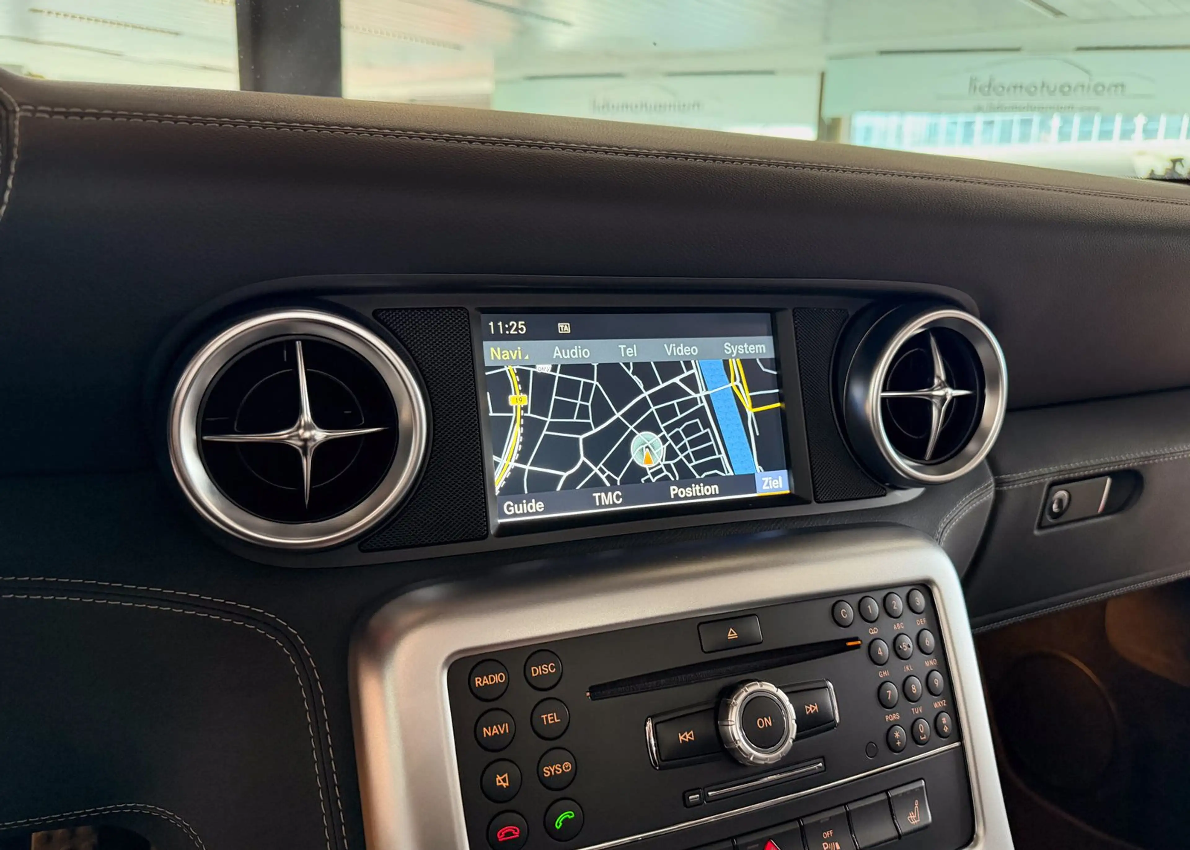 Mercedes-Benz SLS Coupe deutsche EZ Bang&Olufsen Keramik — photo 25