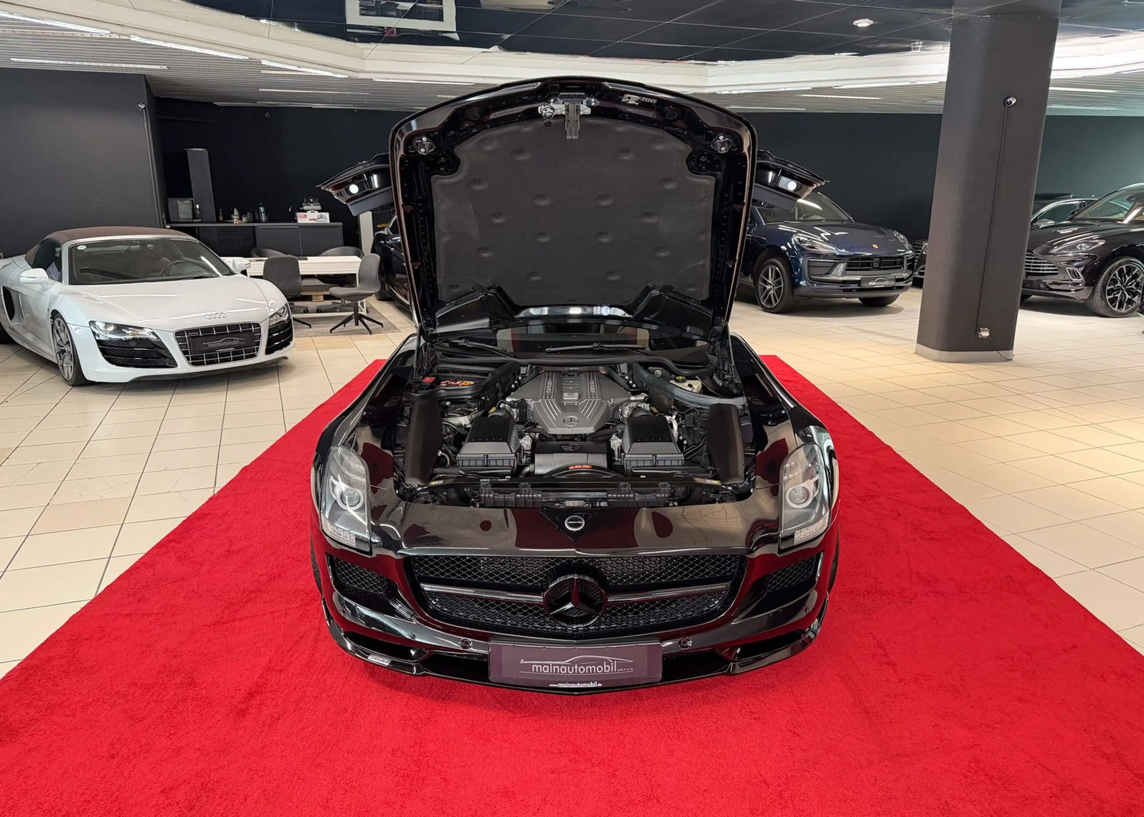 Mercedes-Benz SLS Coupe deutsche EZ Bang&Olufsen Keramik — photo 37