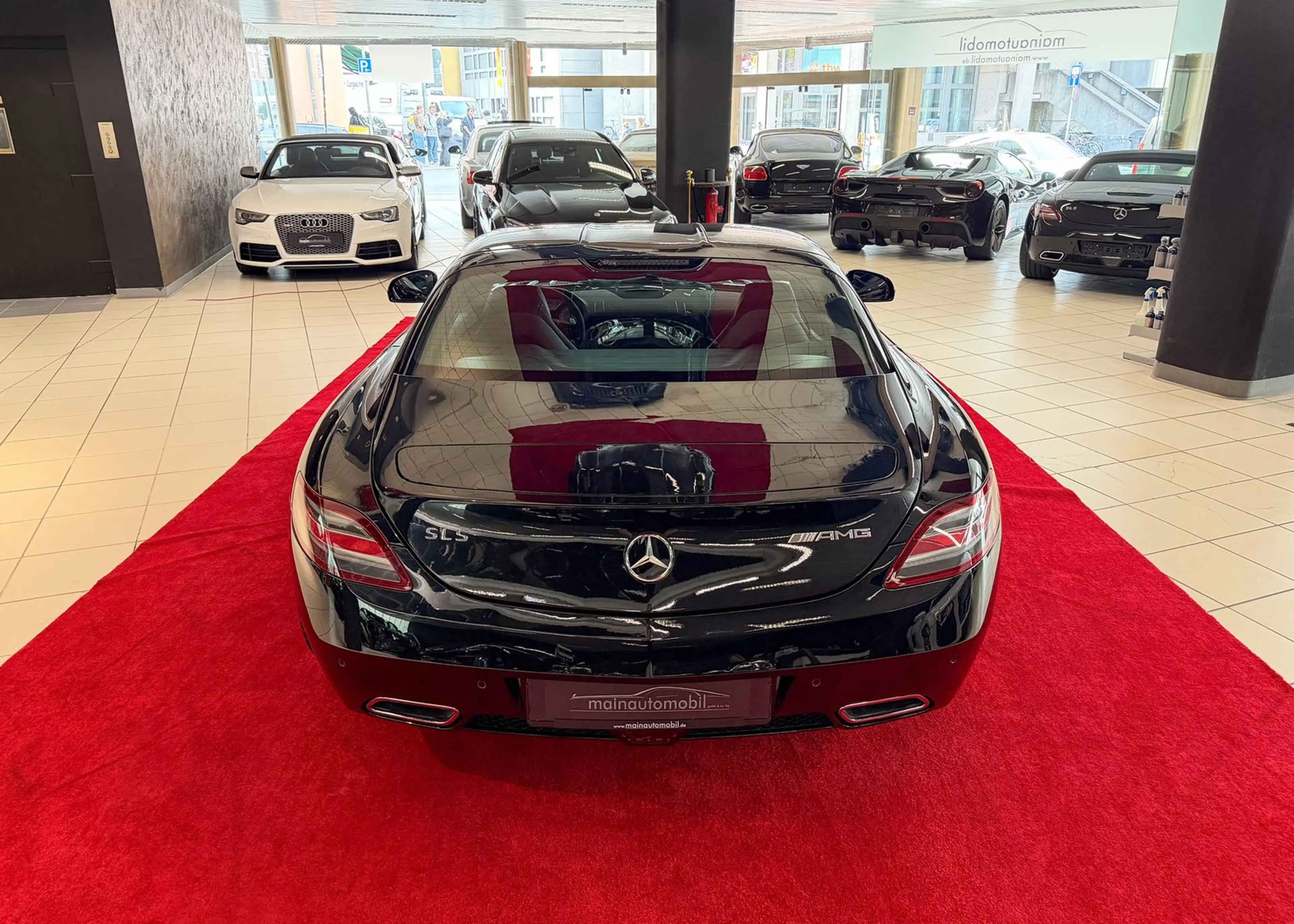 Mercedes-Benz SLS Coupe deutsche EZ Bang&Olufsen Keramik — photo 12