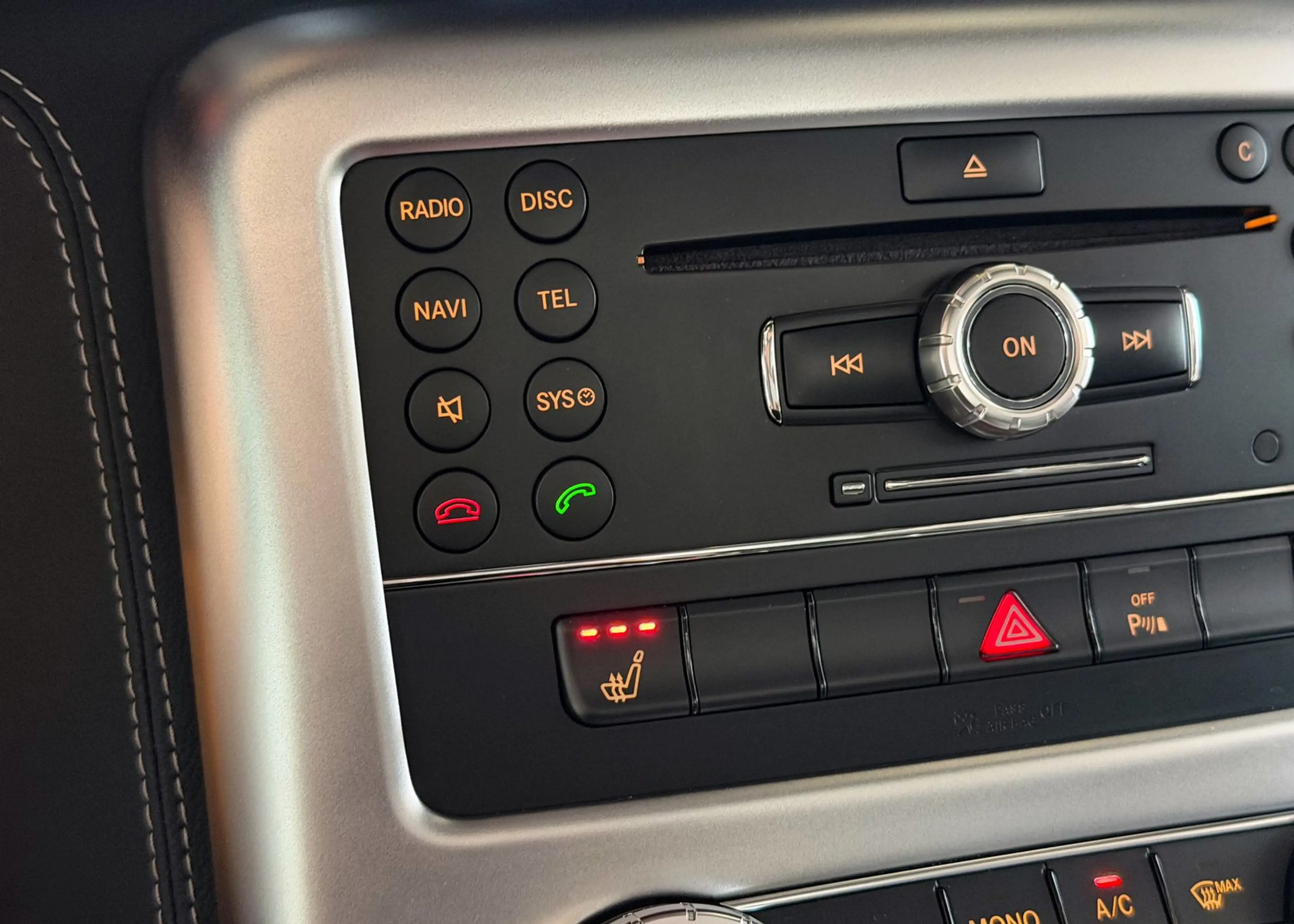 Mercedes-Benz SLS Coupe deutsche EZ Bang&Olufsen Keramik — photo 27