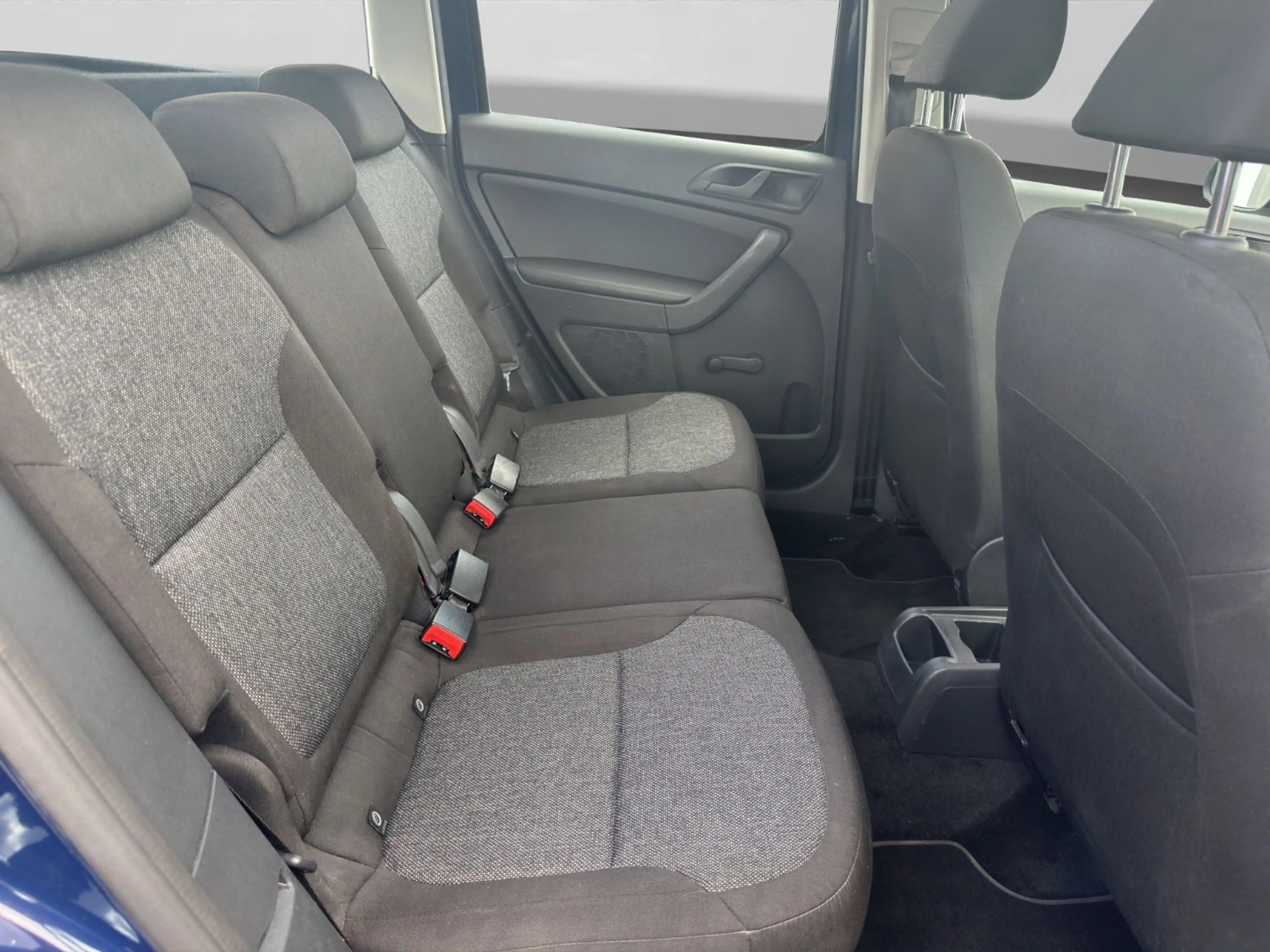 Skoda Yeti Cool Edition Shz PDC Klima TÜV Start Stop — photo 11