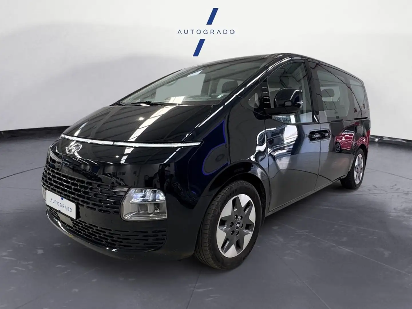 Hyundai STARIA 2.2CRDi 9S Maxx 177 Aut. Negro - 1