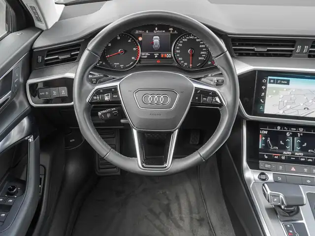 Audi A6 view 11