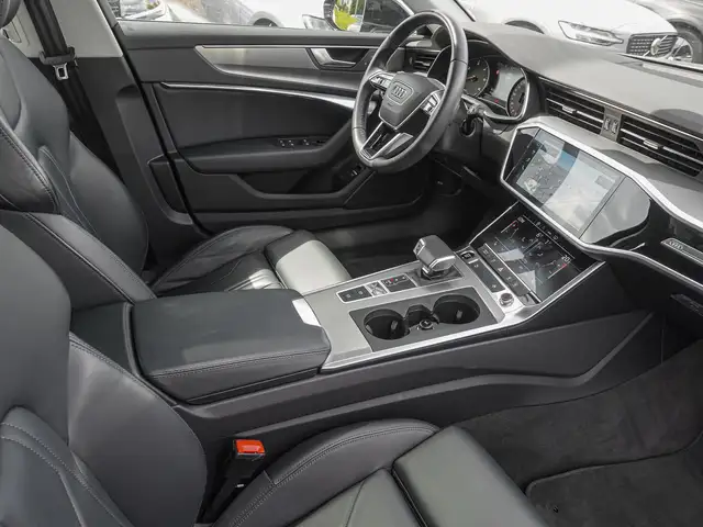 Audi A6 view 8