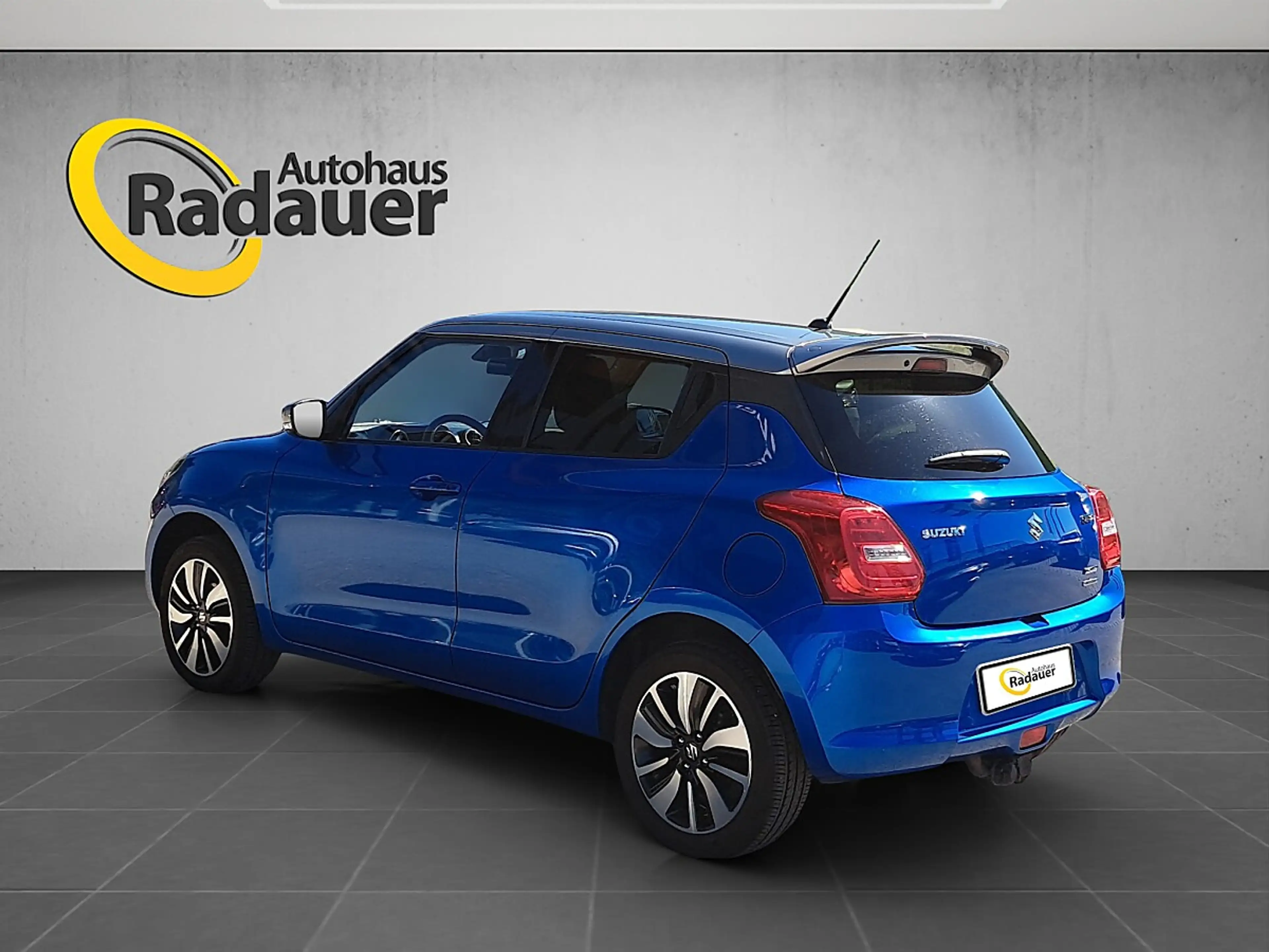 Suzuki Swift 1,2 DualJet SHVS Allgrip Flash — photo 3