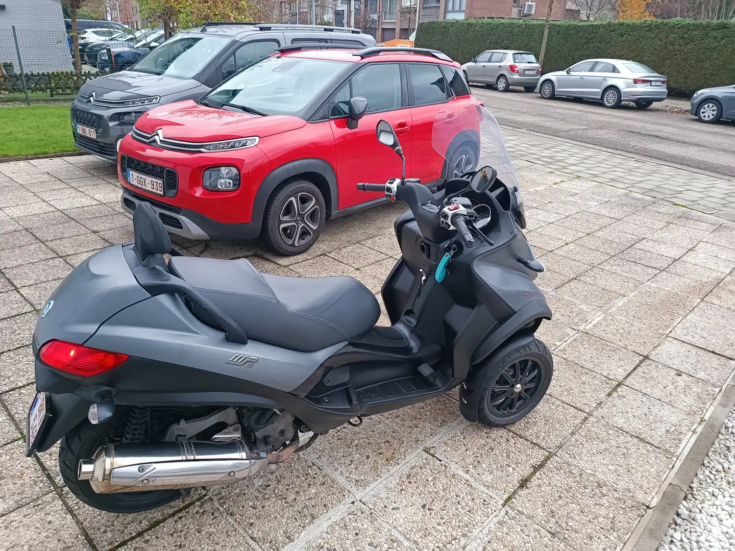 Piaggio MP3 500 Sport Gris - 1