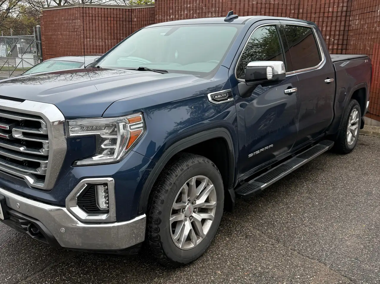 GMC Sierra 1500 снимка GMC Sierra 1500