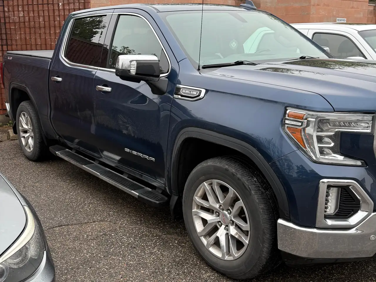 GMC Sierra 1500 снимка GMC Sierra 1500