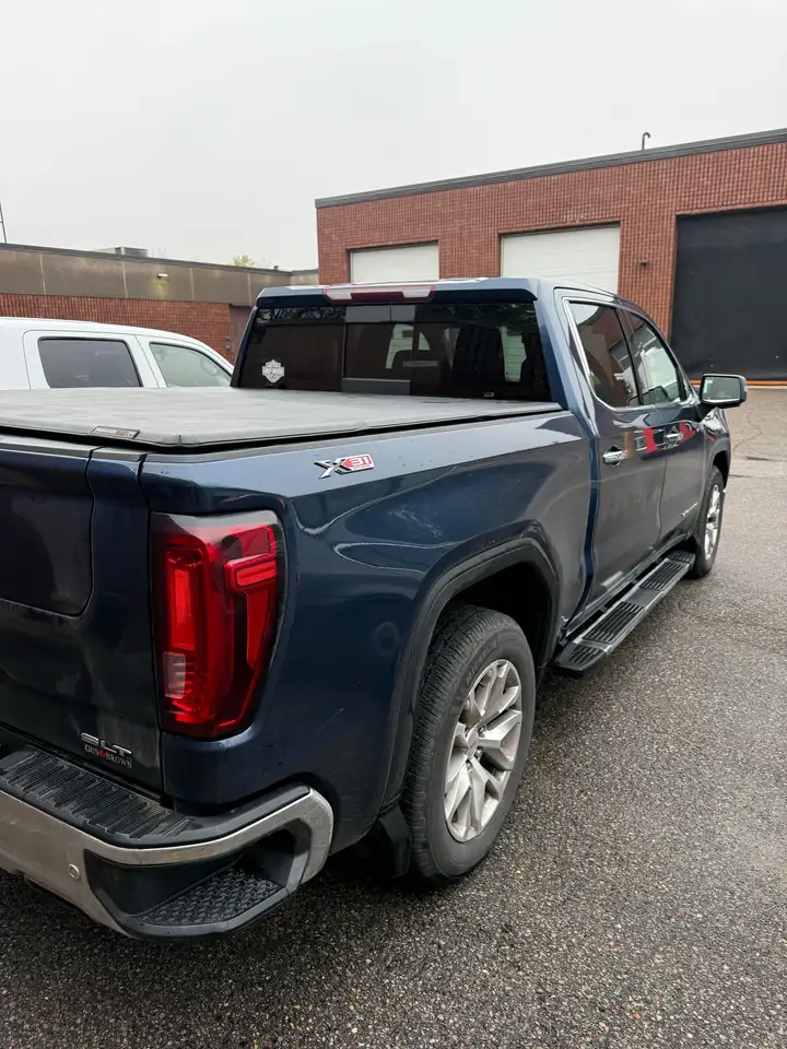 GMC Sierra 1500 снимка GMC Sierra 1500