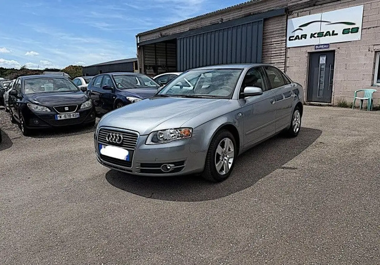 Audi A4 2.0 130CH AMBIENTE