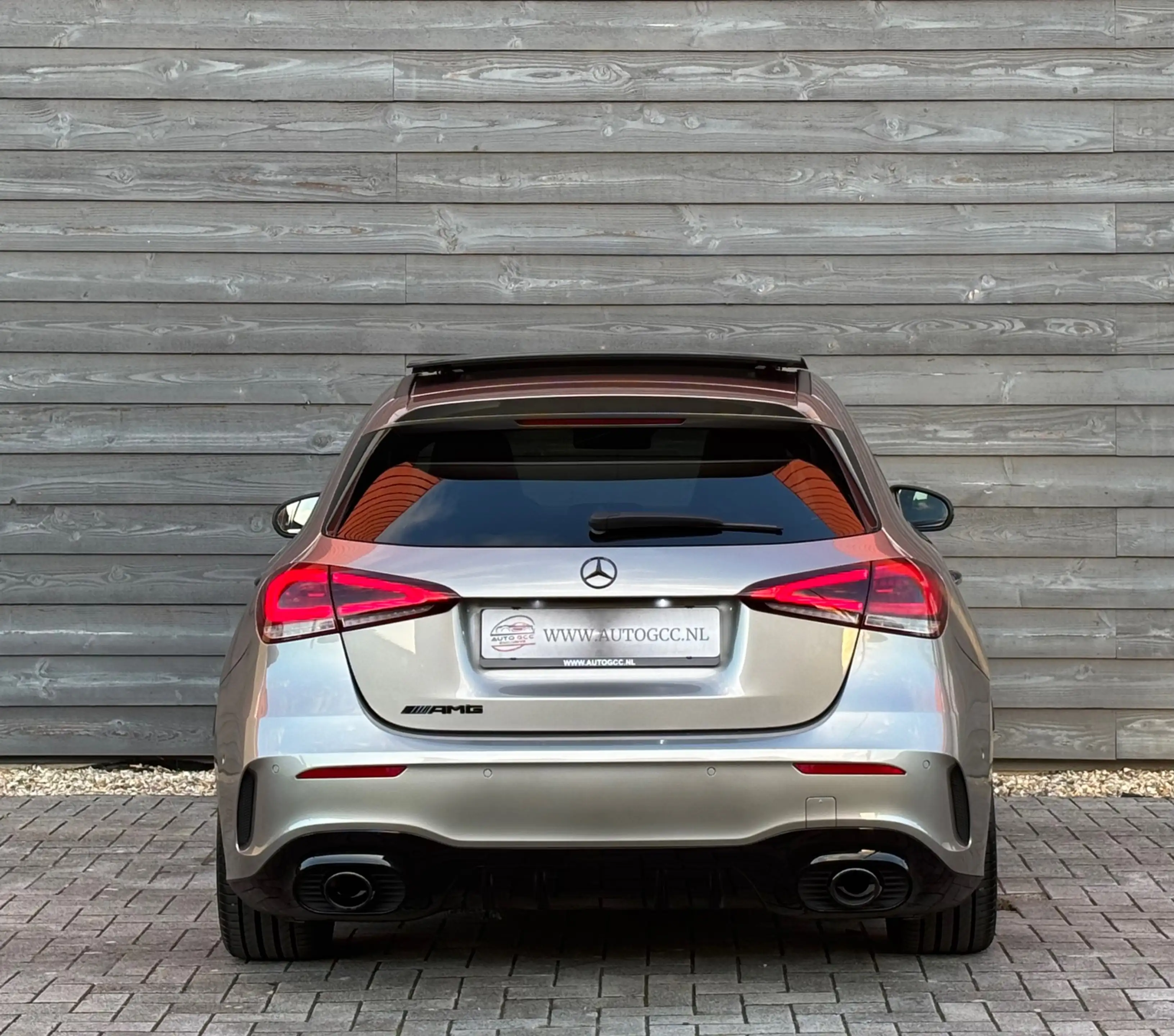 Mercedes-Benz A 35 AMG 4MATIC EDITION 1 PANO HUD MEMORY AUT SFEER VOL OPT — photo 6