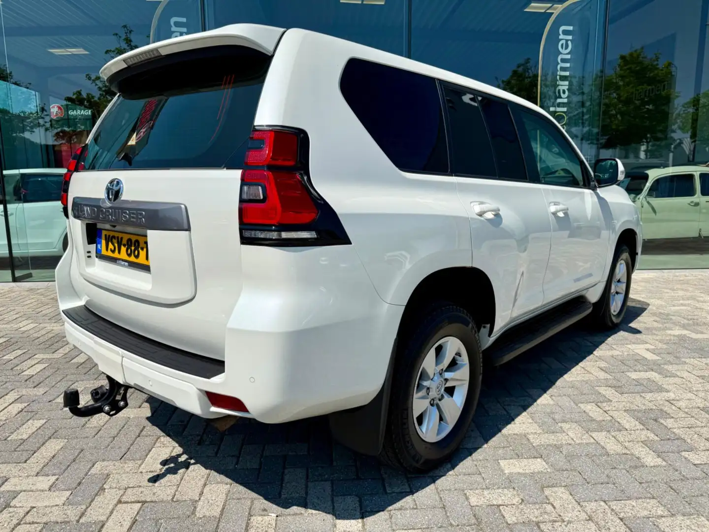Toyota Land Cruiser 2.8 D-4D Window VAN, 1e eigenaar, NAP, 3500 kg, Ca Weiß - 2