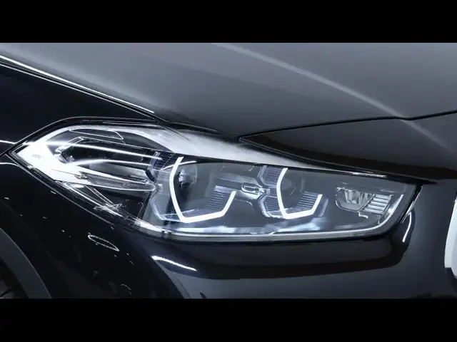 BMW X2 view 8
