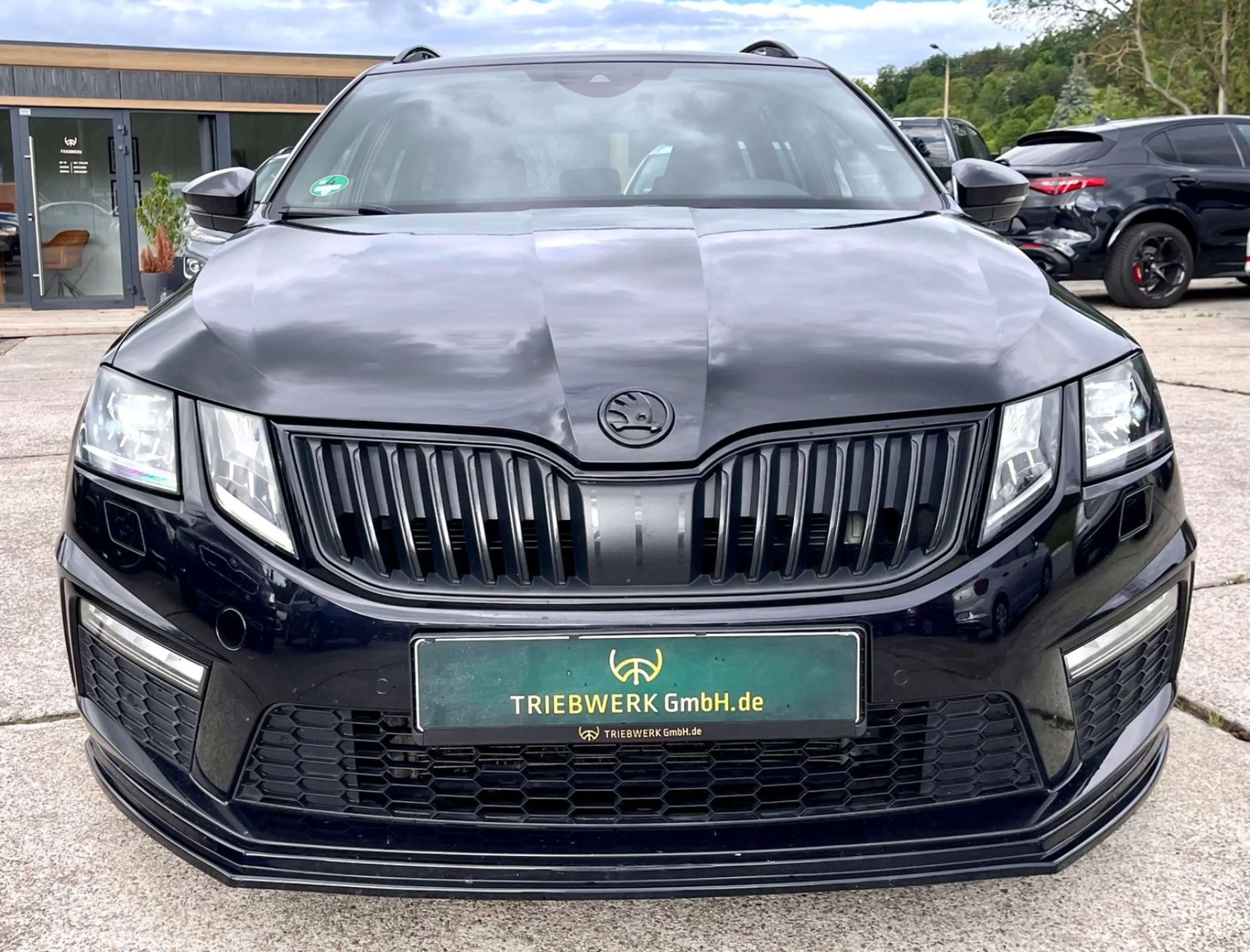 Skoda Octavia Combi RS 415PS Stage 3  Navi ACC LED — photo 2