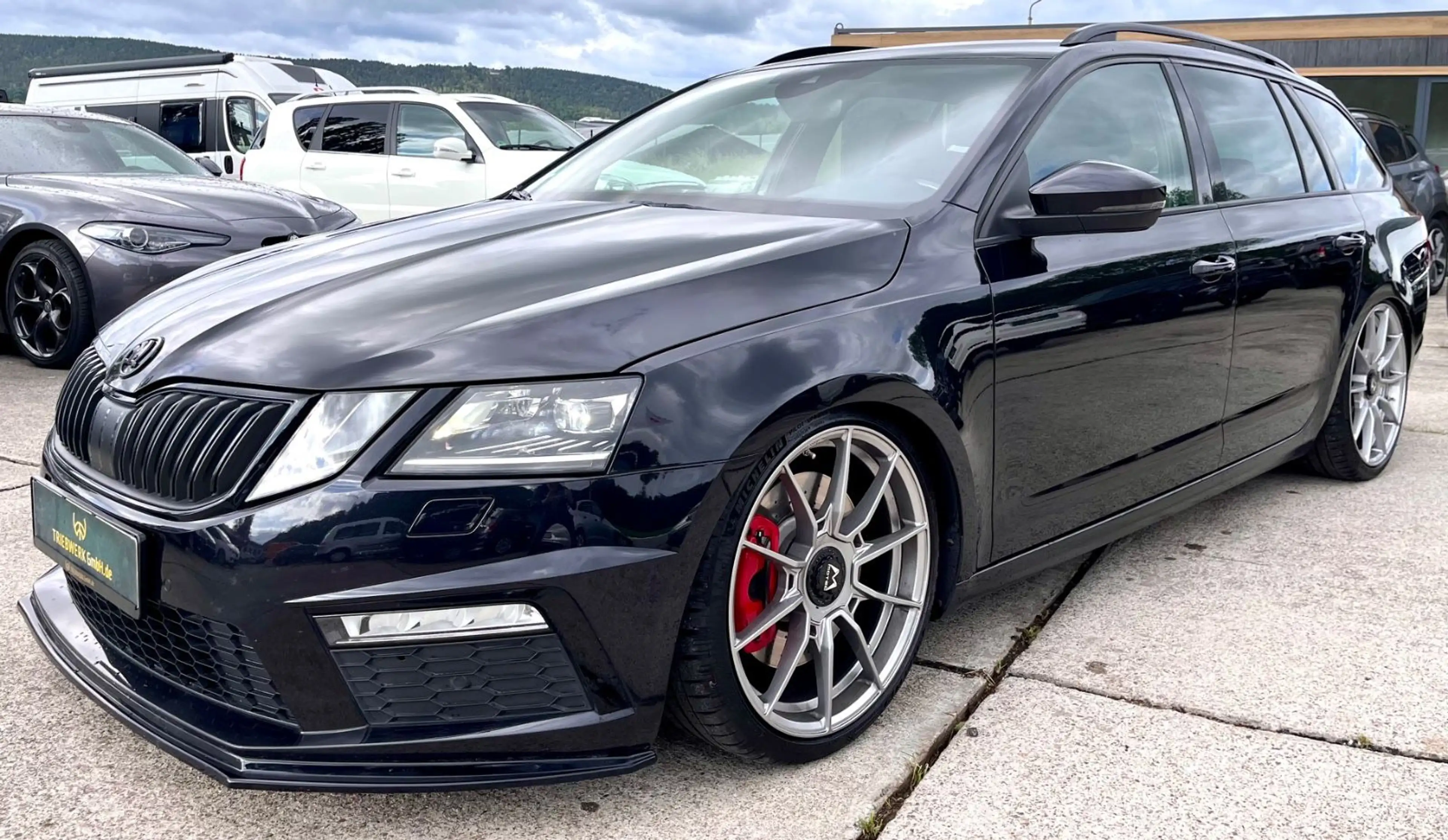 Skoda Octavia Combi RS 415PS Stage 3  Navi ACC LED