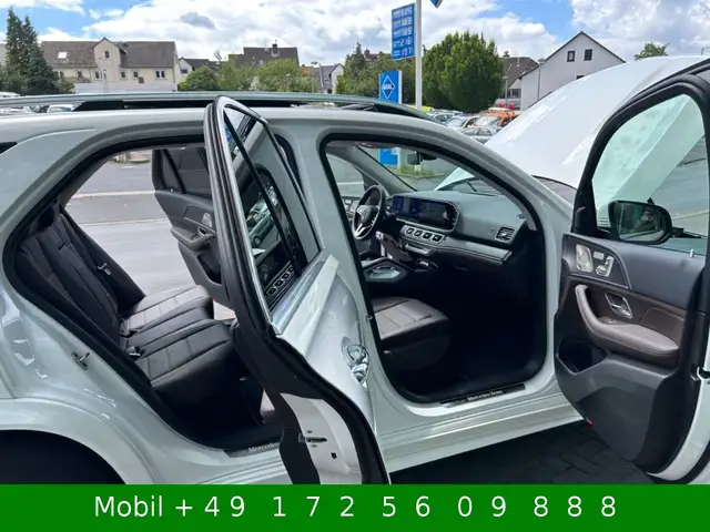 Mercedes-Benz GLE view 14