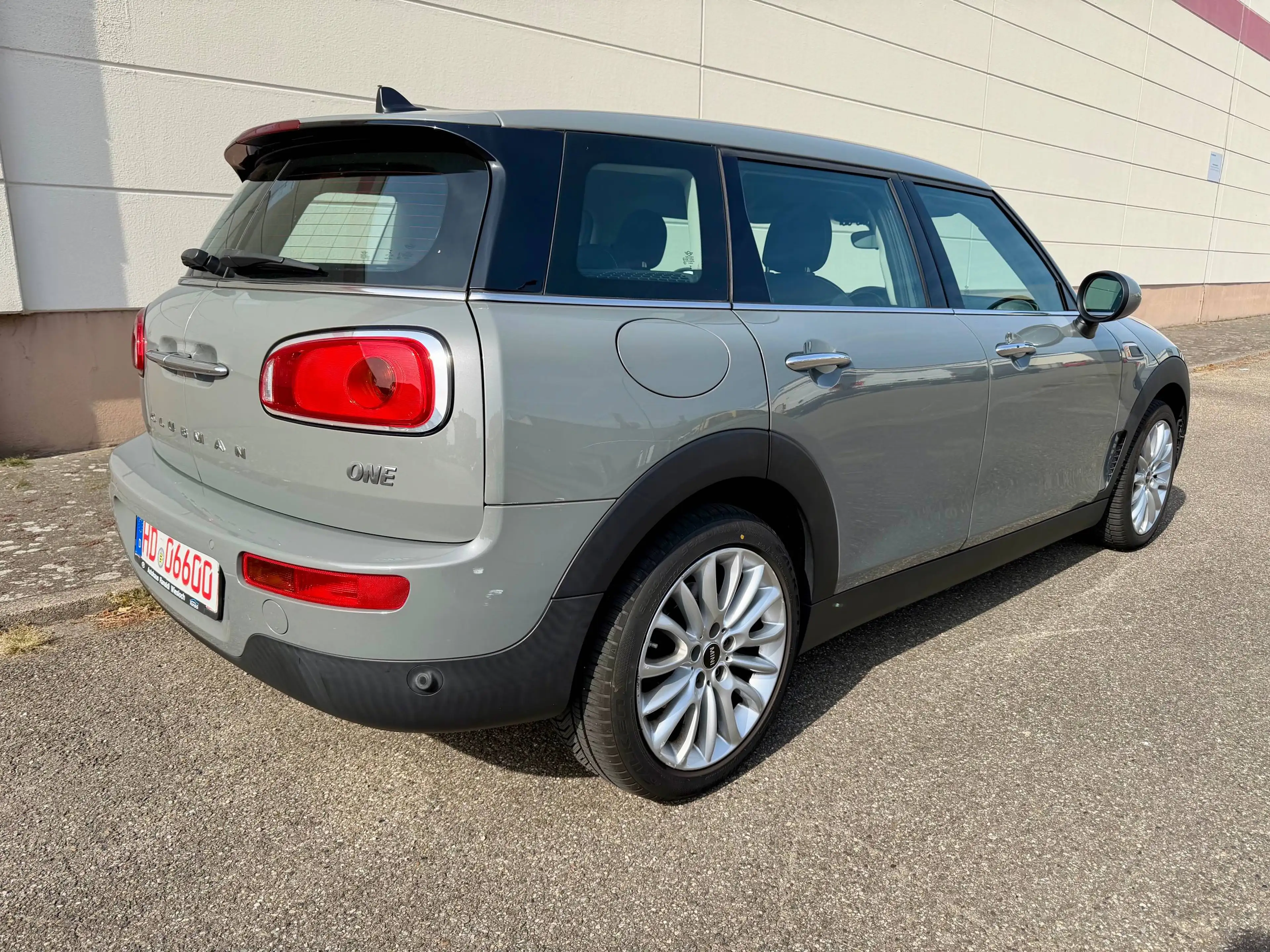 MINI One Clubman One - NAVI + SHZ + PDC — photo 3
