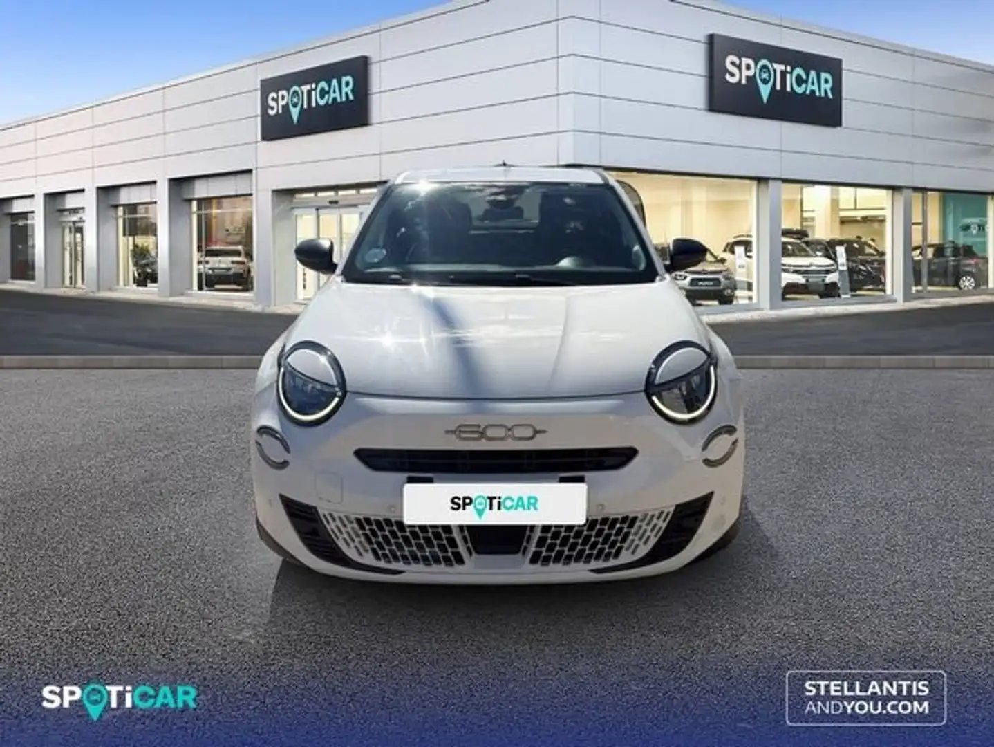 Fiat 600 MHEV 1.2 74kW (100CV) DDCT - Blanco - 2