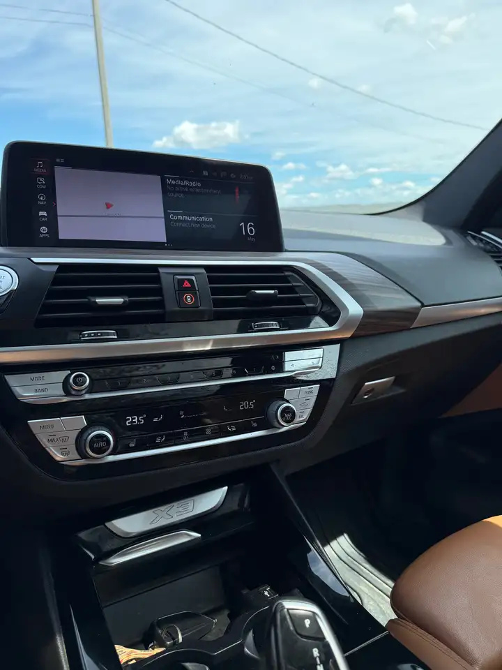 BMW X3 снимка BMW X3