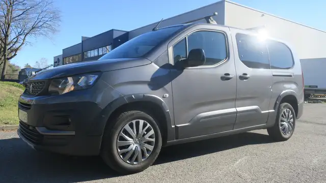 Peugeot Rifter 1.2 PureTech Long Allure 7pl S Netto18500eu