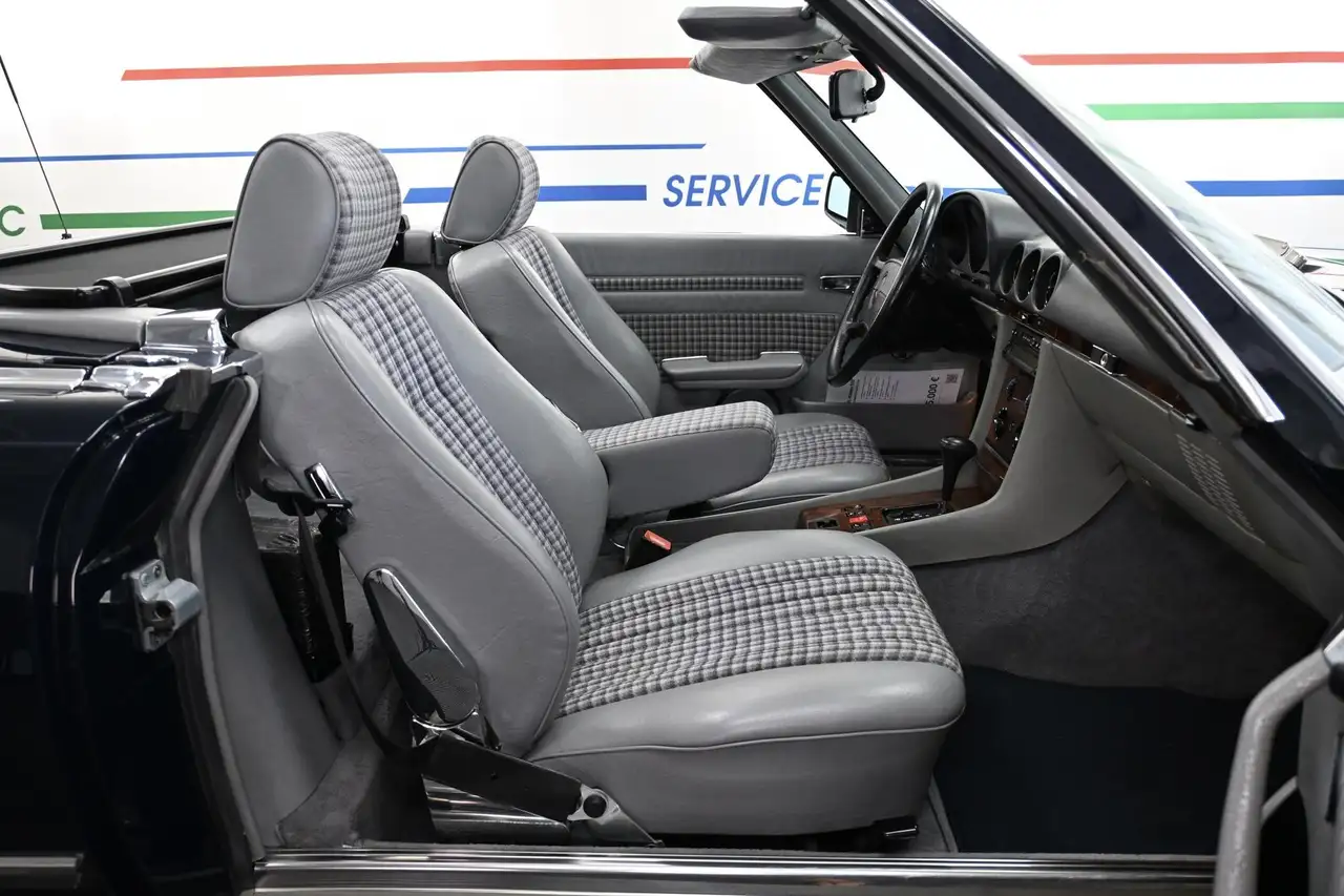 Mercedes-Benz SL 500 SL500 W107 *sehr guter Zustand*, foto 12