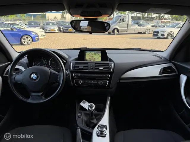 BMW 1 Series view 2