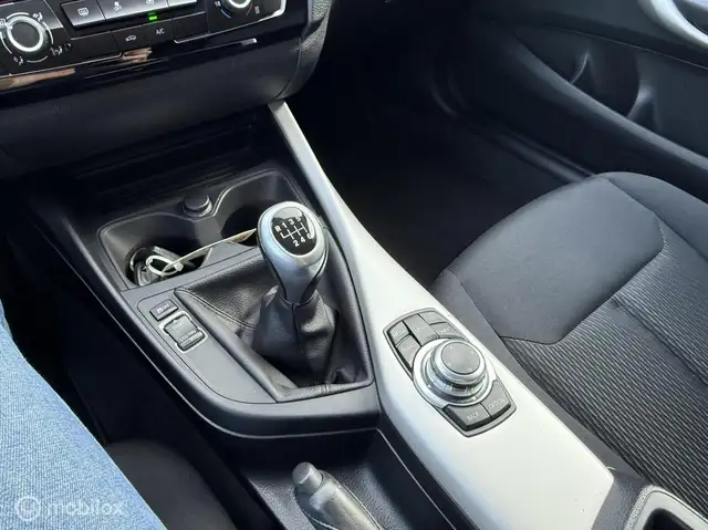 BMW 1 Series view 17