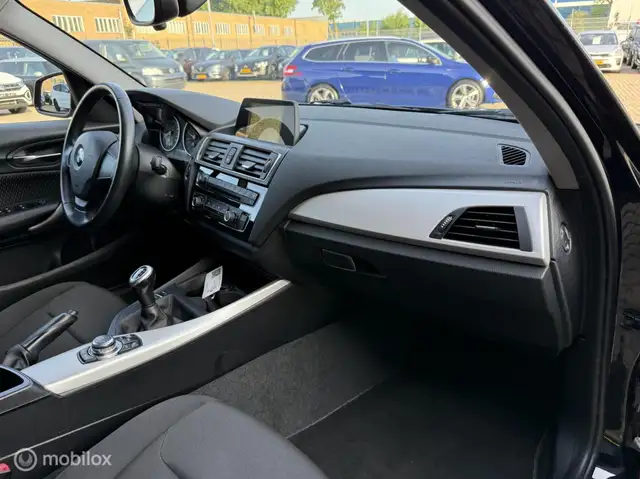 BMW 1 Series view 13