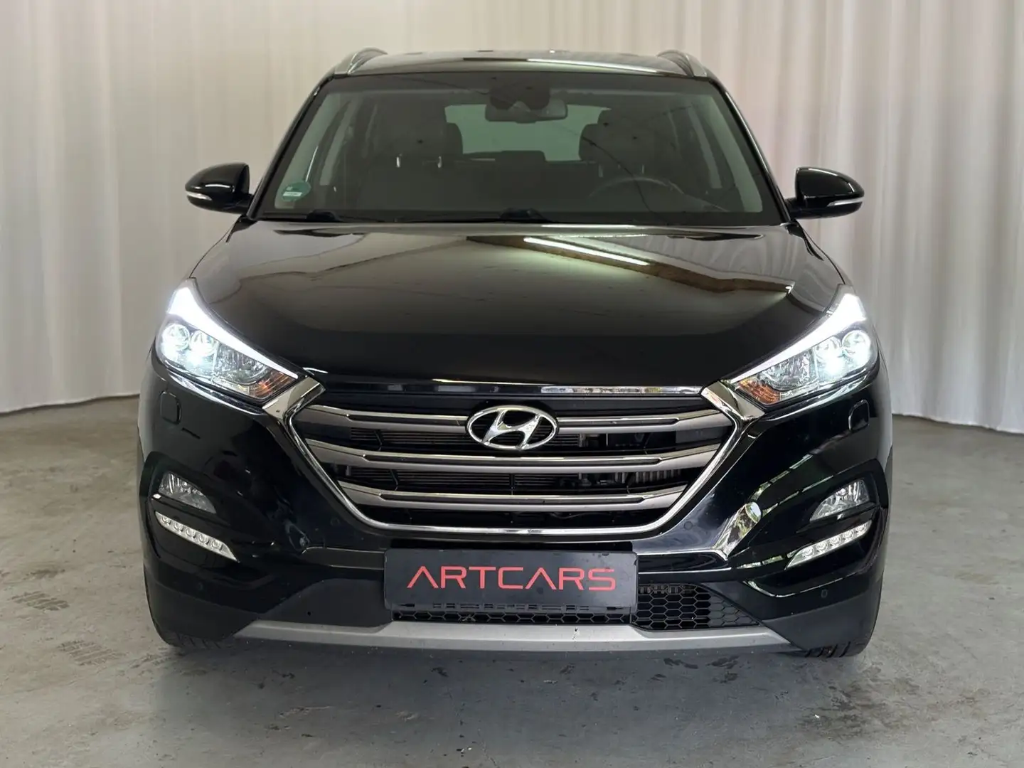 Hyundai TUCSON 1.6 Premium 4WD Automatik / LEDER / AHK Schwarz - 2