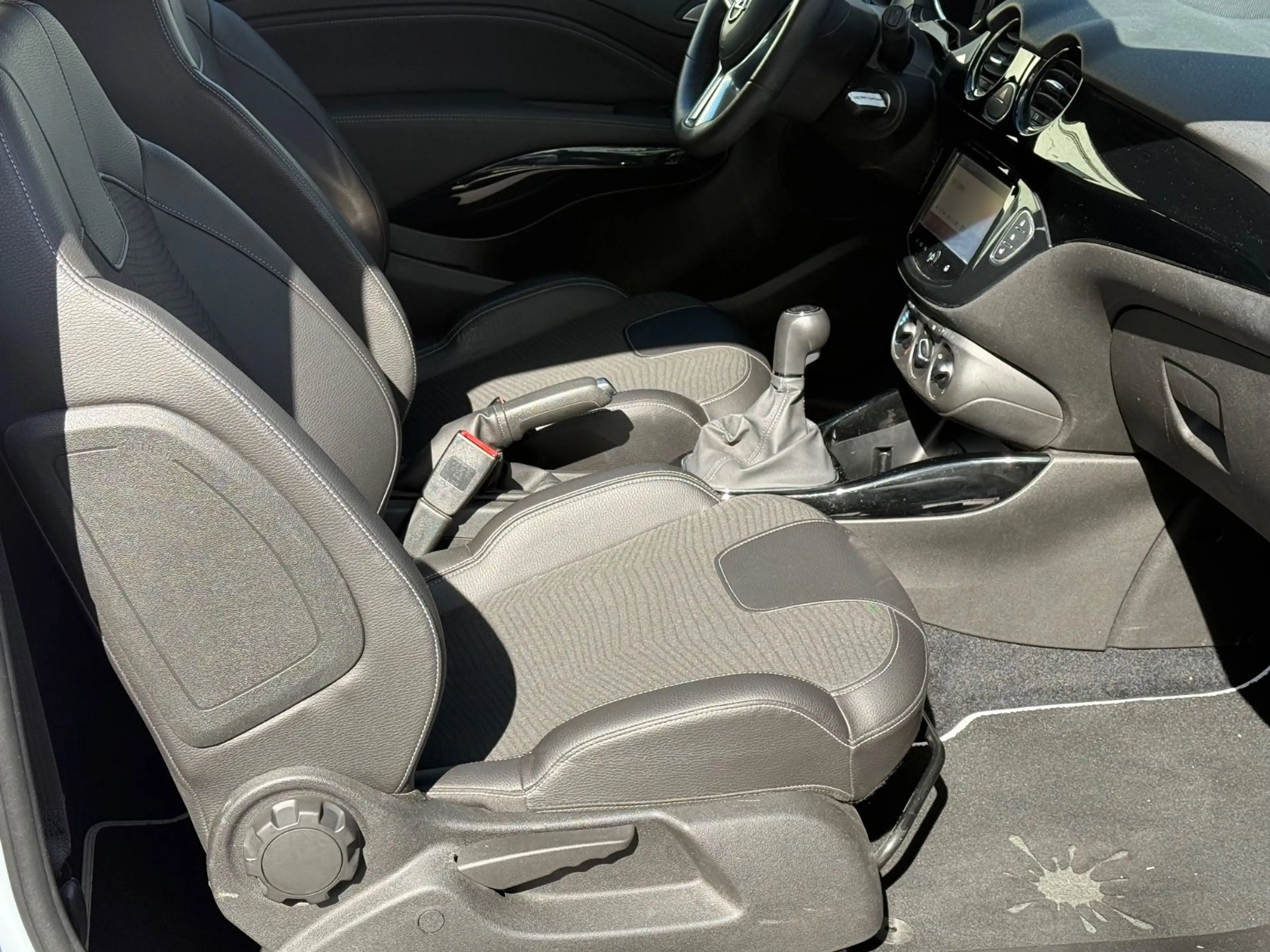 Opel Adam Jam / KLIMA / ALU / TÜV NEU !!! — photo 10