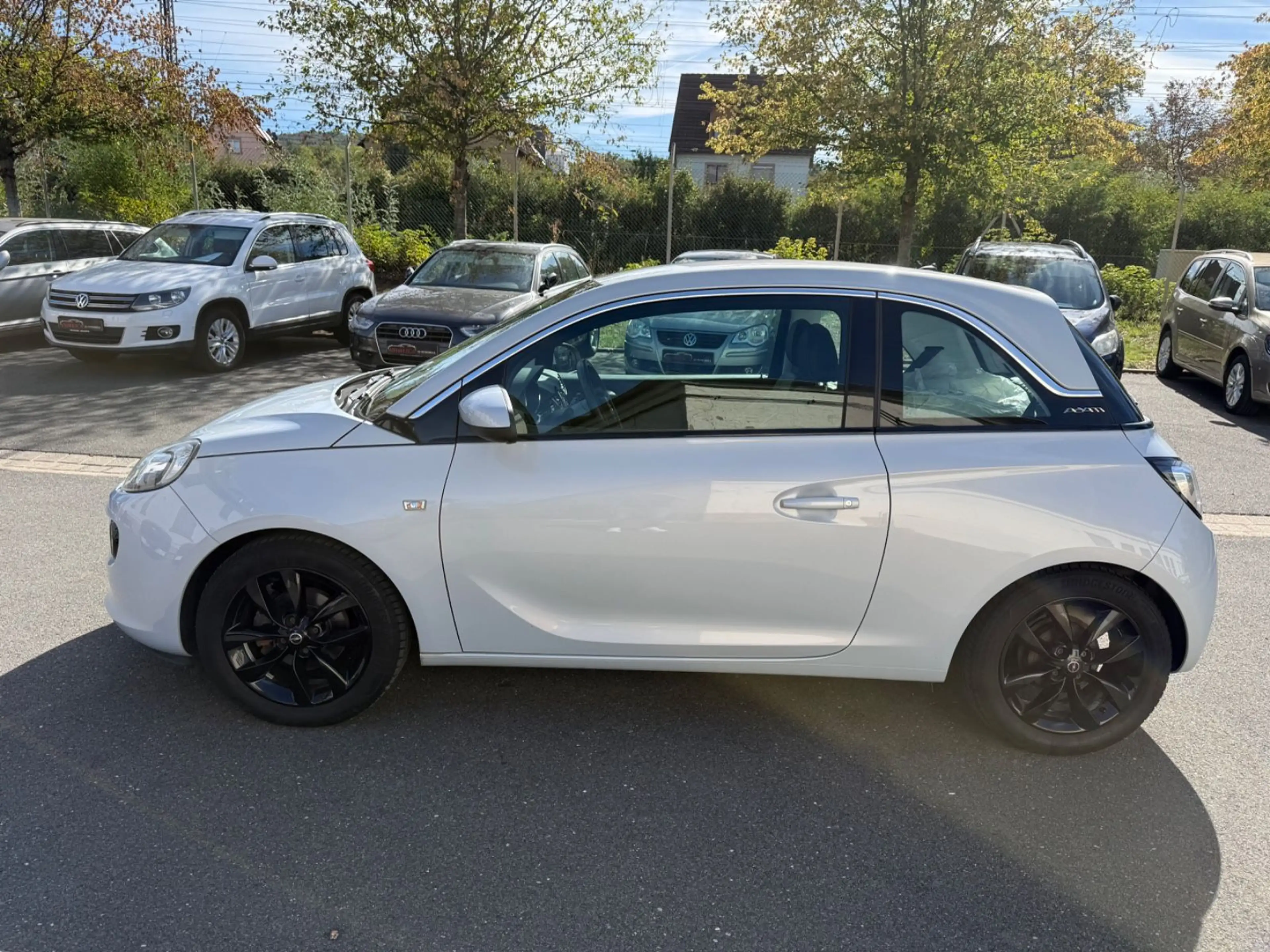 Opel Adam Jam / KLIMA / ALU / TÜV NEU !!! — photo 8