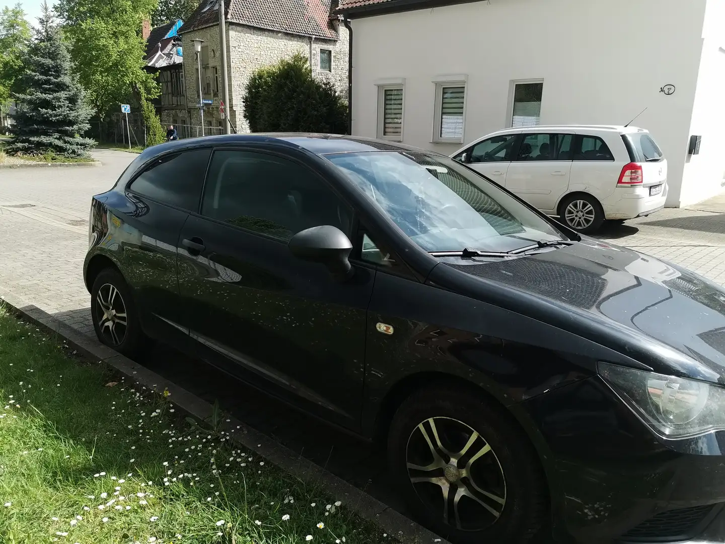 SEAT Ibiza Ibiza SC 1.2 12V Reference Schwarz - 2