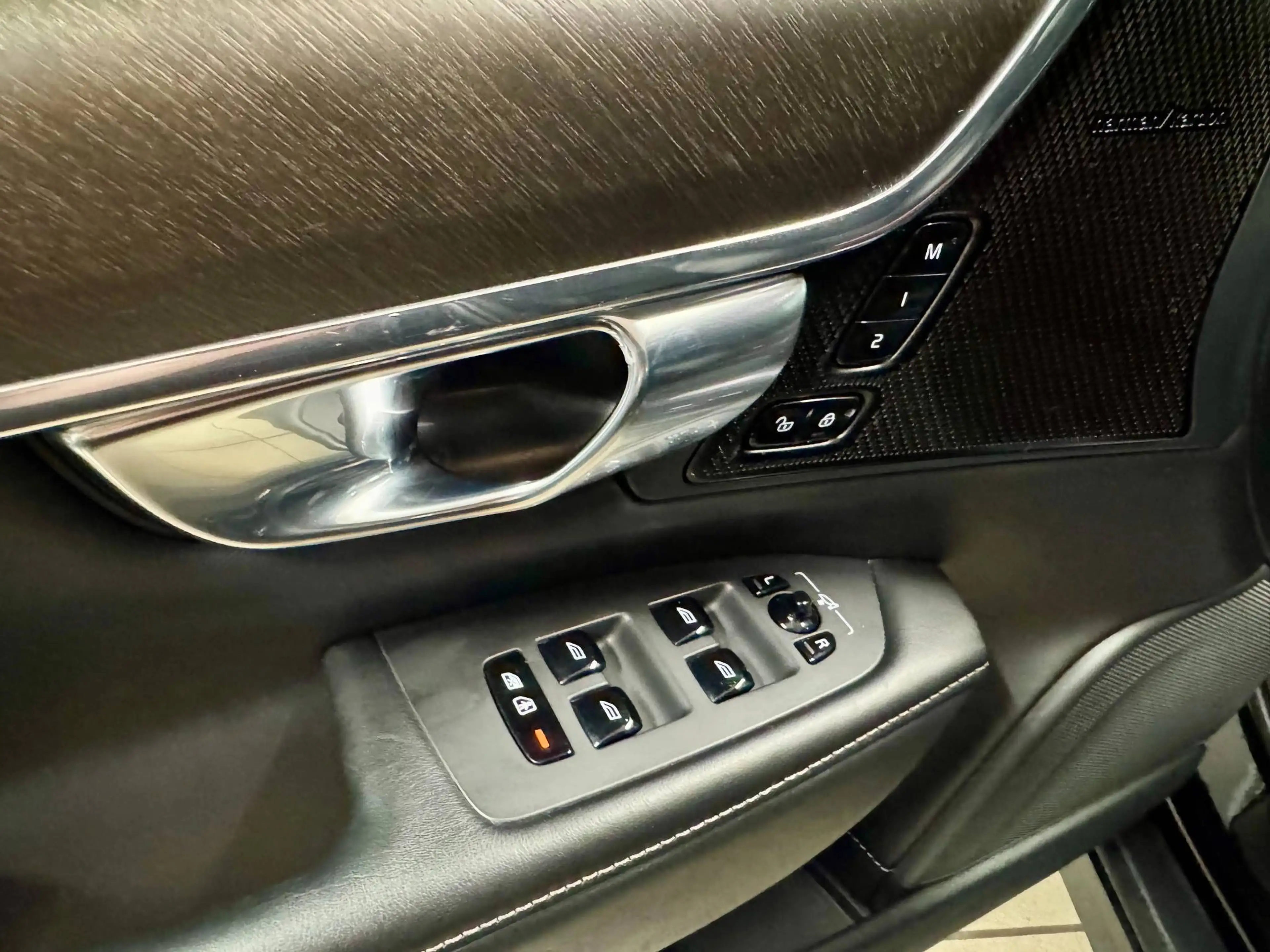 Volvo V90 D5 Pro AWD Leder,, DSG, Navigation, LED — photo 11
