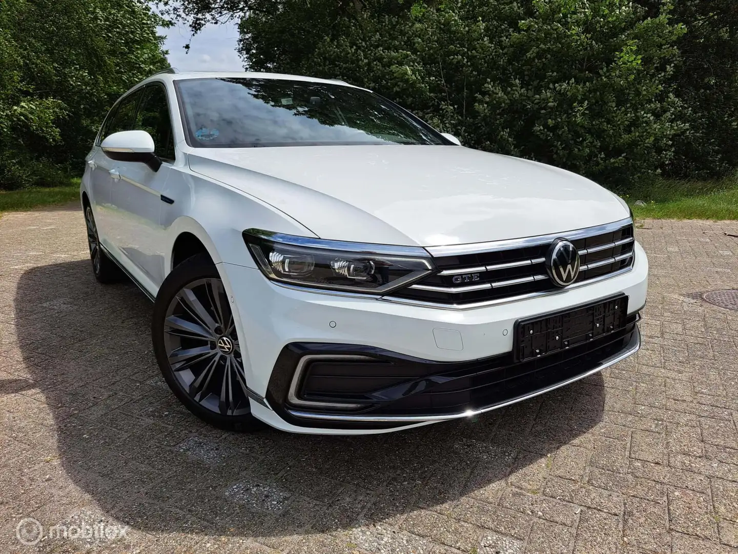 Volkswagen Passat Variant 1.4 TSI PHEV GTE|Pano|Trekhaak|Leder Bianco - 2