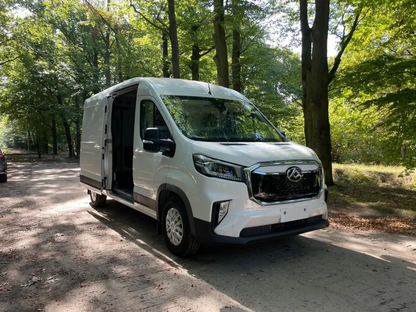 Maxus Deliver 9 E-DELIVER - L3H2 89 kWh Білий - 2