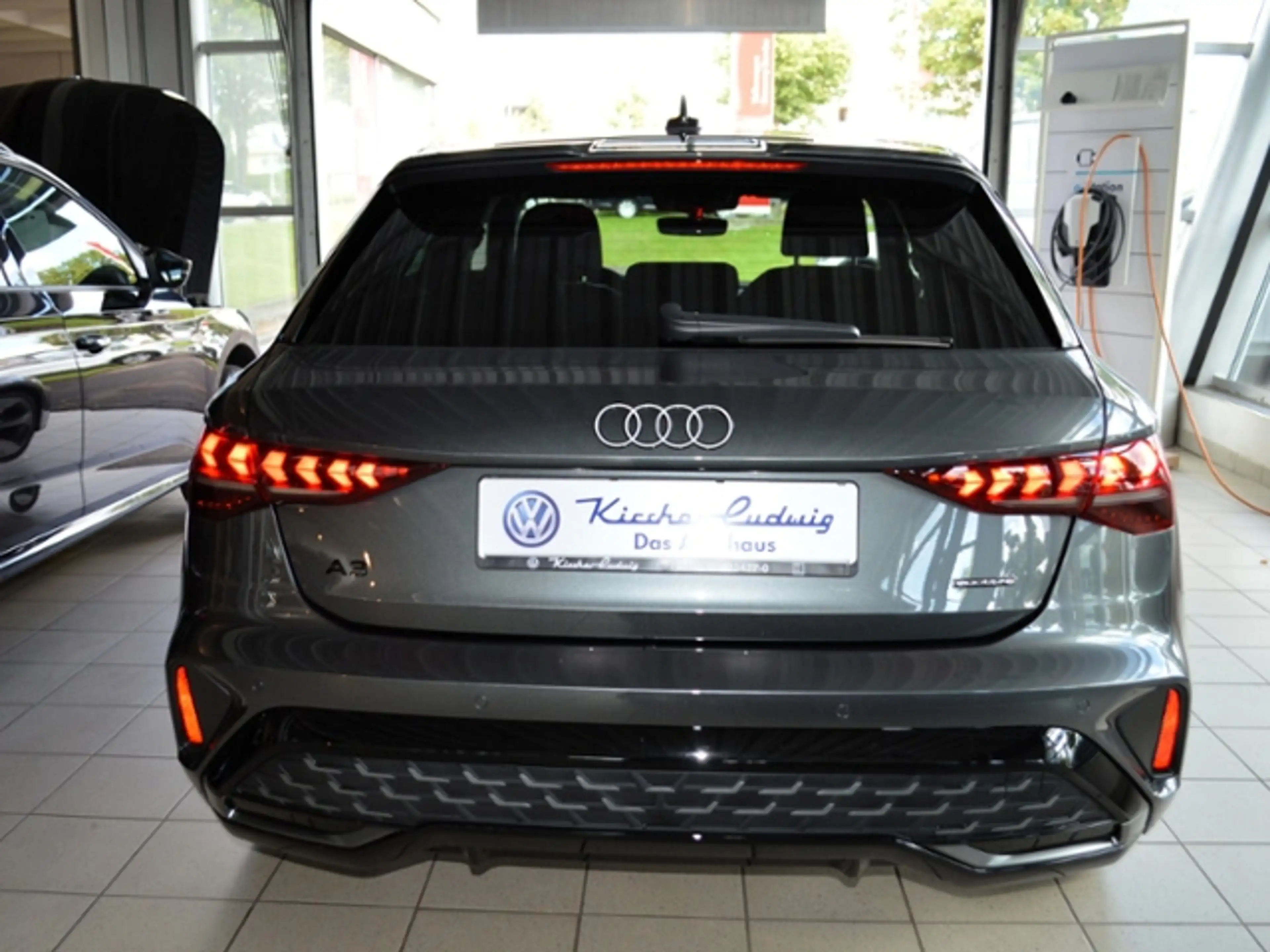 Audi A3 Sportback  2,0TFSI DSG quattro S line MMI KLIMA L — photo 5