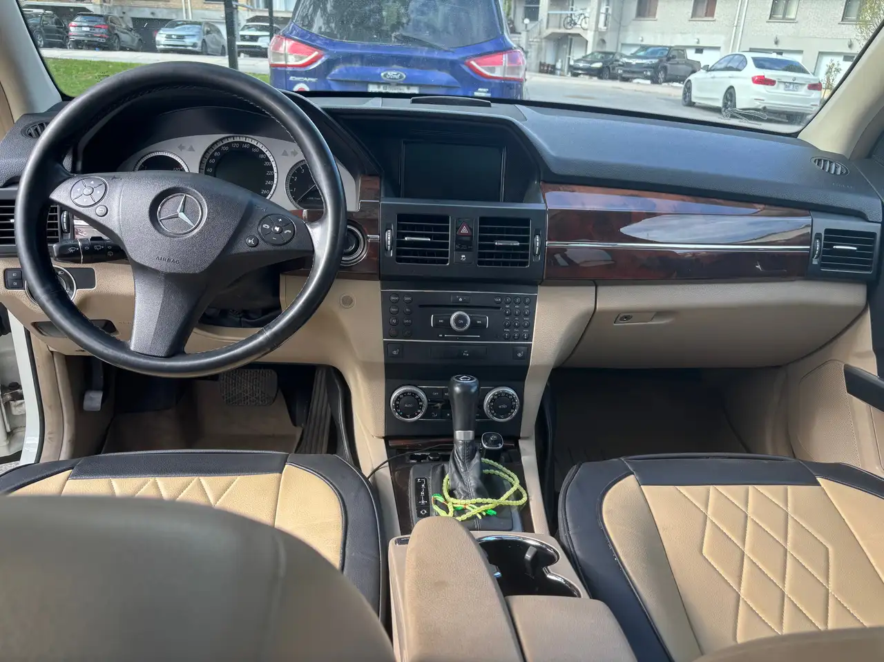 Mercedes-Benz GLK-Class снимка Mercedes-Benz GLK-Class